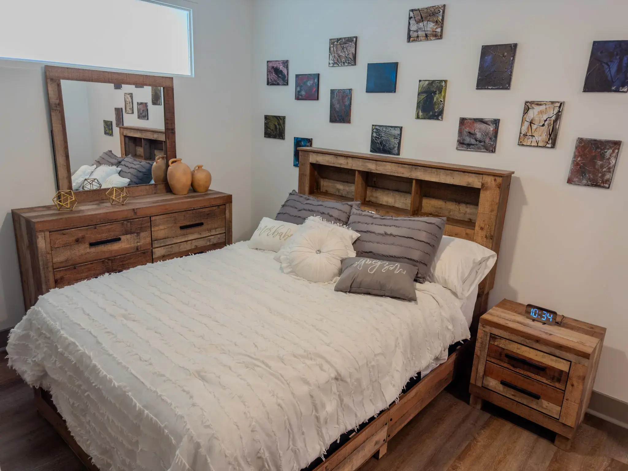Spacious bedroom