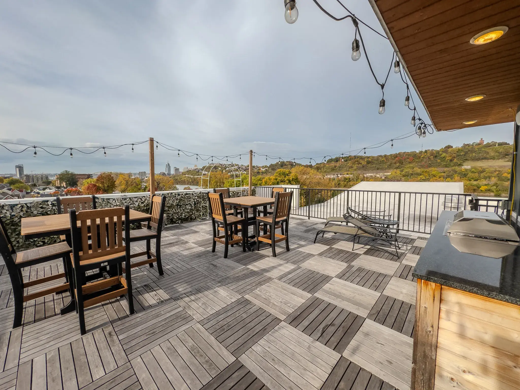 Rooftop deck
